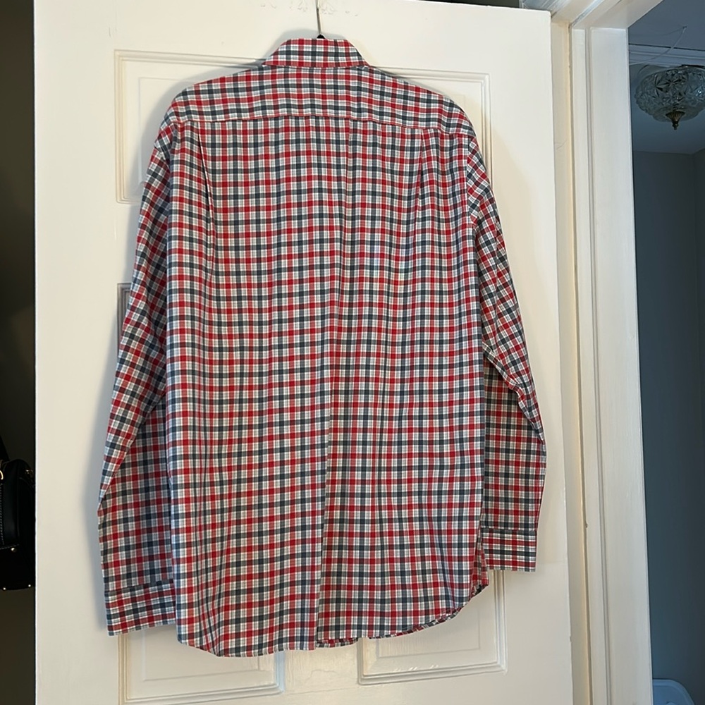 LL BEAN Button Down Shirt - Picture 2 of 5
